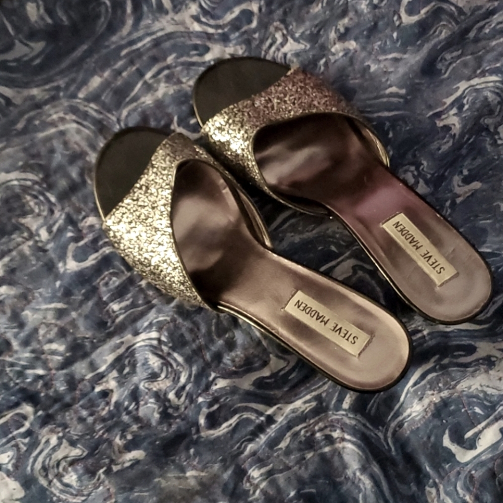 Steve madden pumps